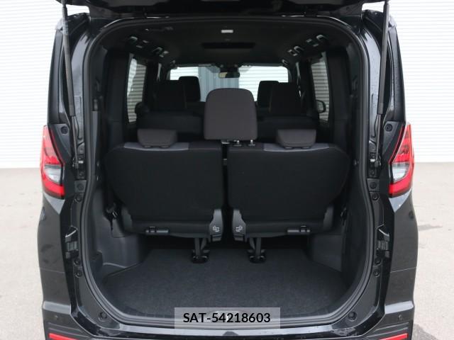 Toyota NOAH 2025-12 8814809-18