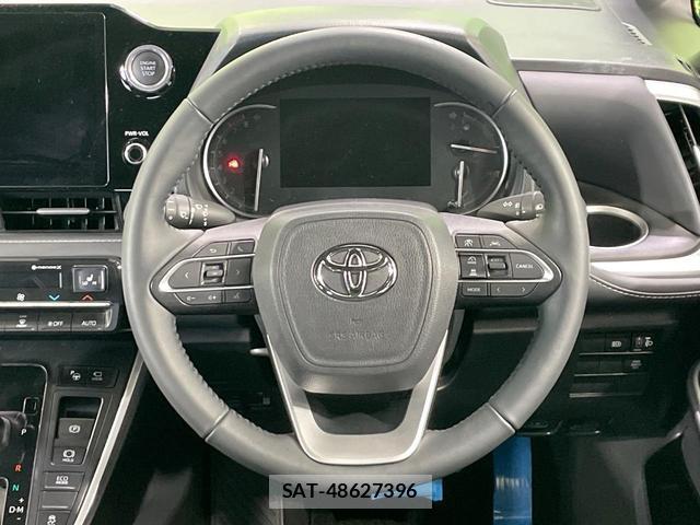 Toyota NOAH 2023-04 8814886-10