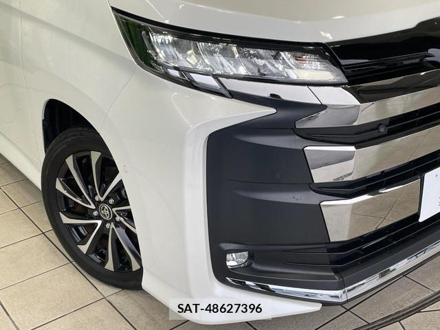 Toyota NOAH 2023-04 8814886-11