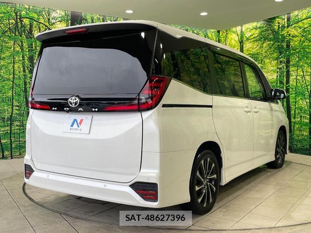Toyota NOAH 2023-04 8814886-16