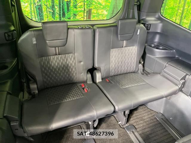 Toyota NOAH 2023-04 8814886-8