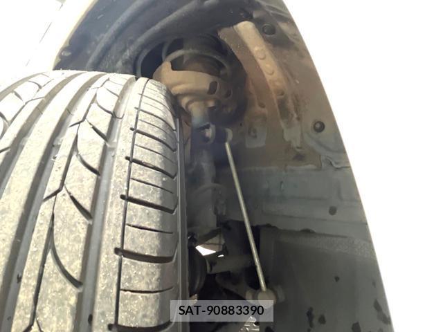 Toyota NOAH 2023-05 8815079-19