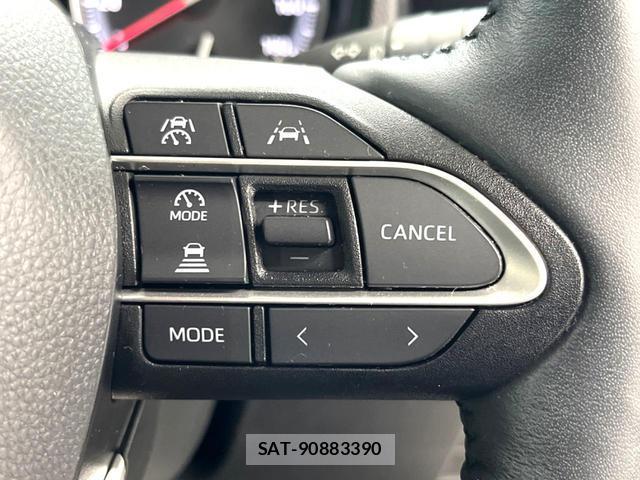 Toyota NOAH 2023-05 8815079-5