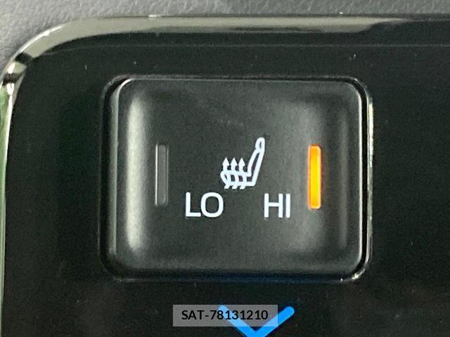 Toyota NOAH 2023-08 8815150-6