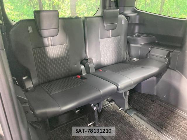 Toyota NOAH 2023-08 8815150-9