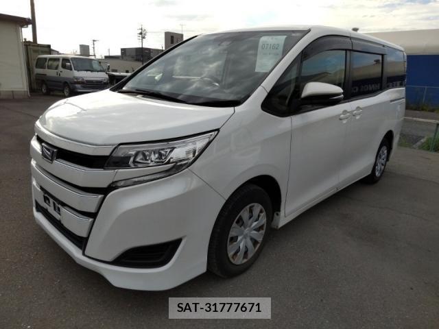 Toyota NOAH 2021-09 8815346-0