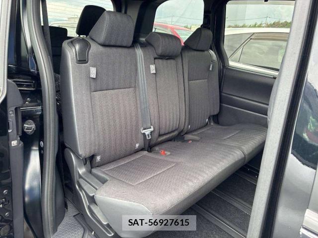 Toyota NOAH 2023-03 8815631-6