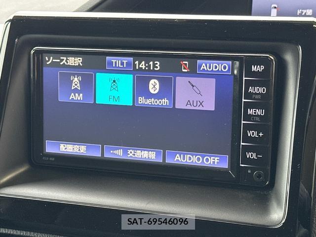 Toyota NOAH 2021-07 8815699-3