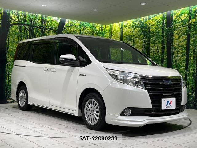 Toyota NOAH 2014-02 8815798-16
