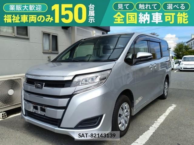 Toyota NOAH 2021-07 8815804-1