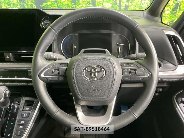 Toyota NOAH 2023-10 8815896-11
