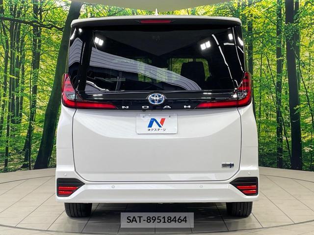Toyota NOAH 2023-10 8815896-15