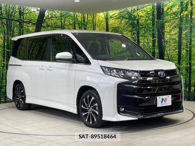 Toyota NOAH 2023-10 8815896-16