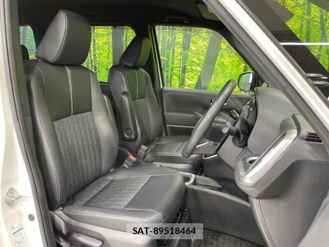 Toyota NOAH 2023-10 8815896-7