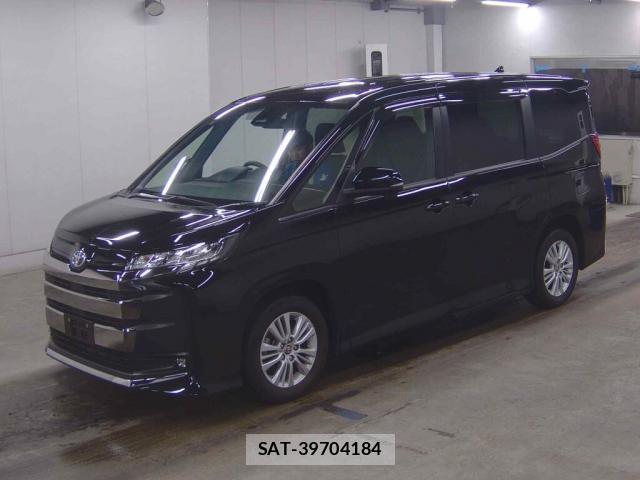 Toyota NOAH 2023-05 8815990-4