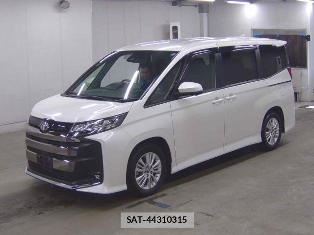 Toyota NOAH 2022-11 8815998-3