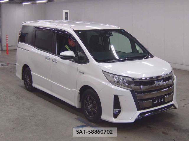 Toyota NOAH 2019-01 8816006-3