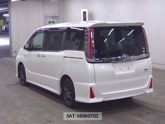 Toyota NOAH 2019-01 8816006-4