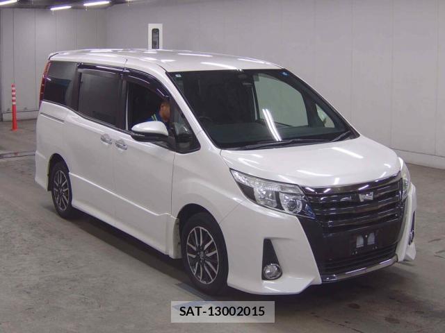 Toyota NOAH 2017-01 8816037-0