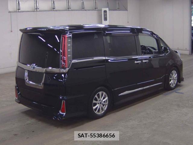 Toyota NOAH 2019-10 8816046-4