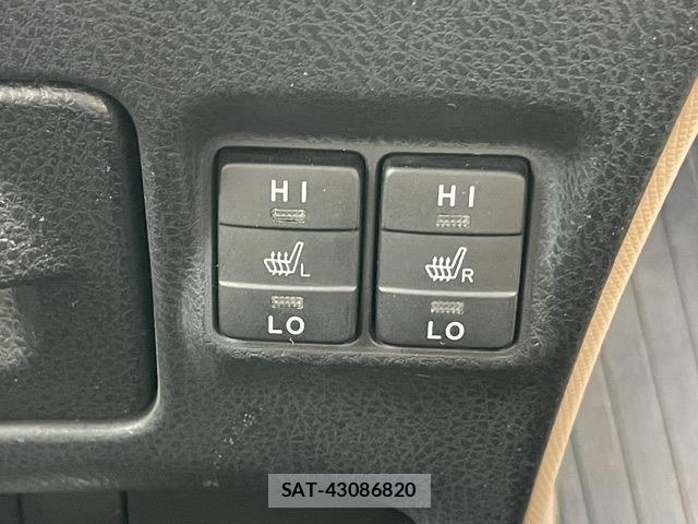 Toyota NOAH 2014-05 8816052-12