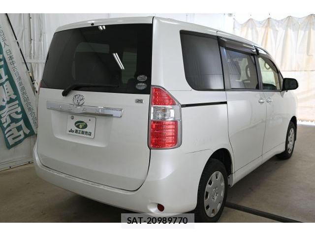 Toyota NOAH 2009-03 8816060-4