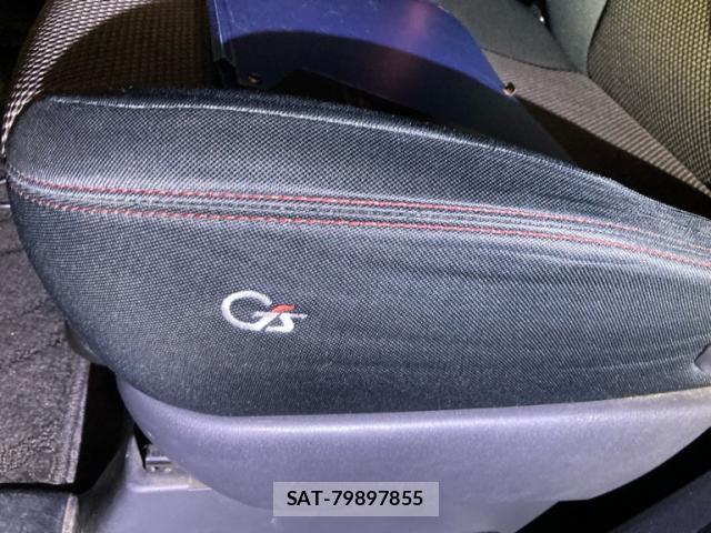 Toyota NOAH 2013-04 8816332-14