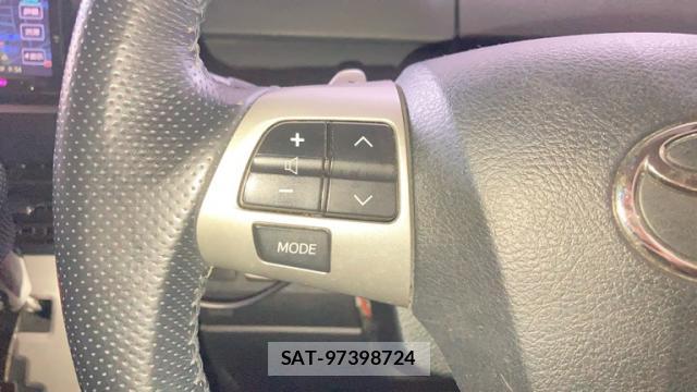 Toyota NOAH 2012-06 8816382-7