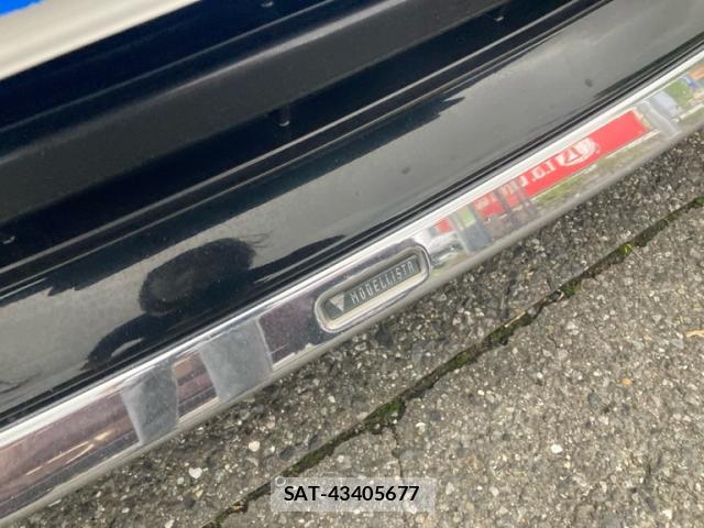 Toyota NOAH 2014-04 8816397-12