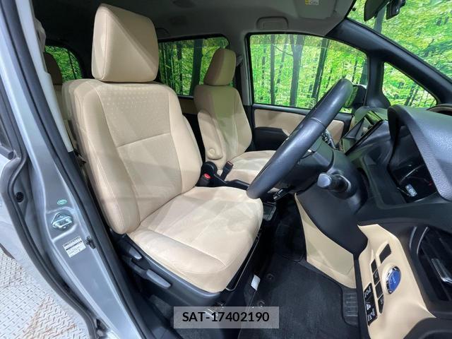 Toyota NOAH 2014-12 8816443-11