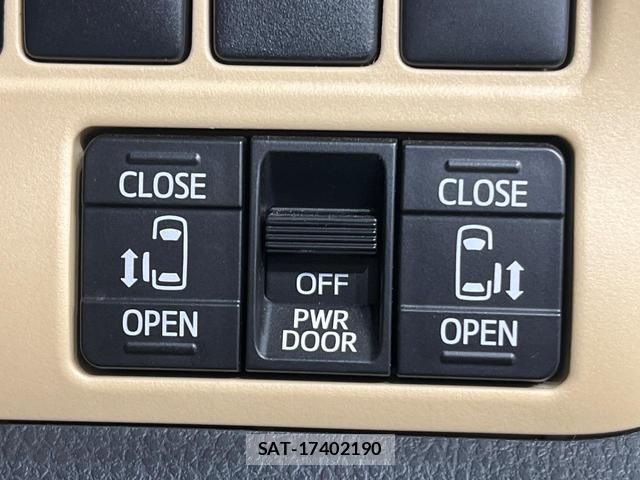 Toyota NOAH 2014-12 8816443-4