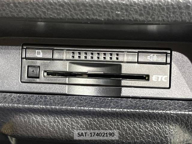 Toyota NOAH 2014-12 8816443-6