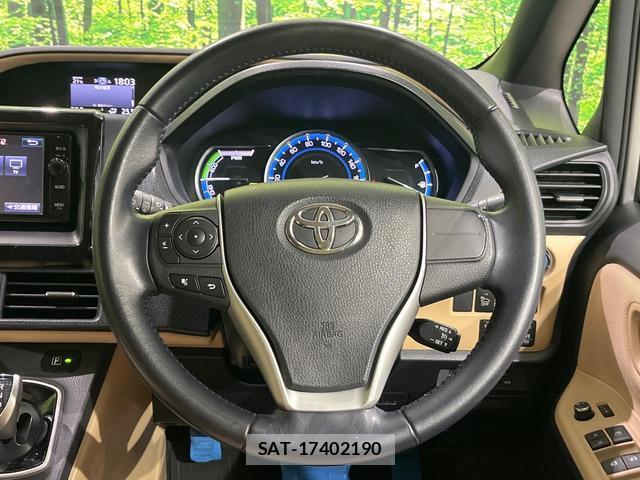 Toyota NOAH 2014-12 8816443-8