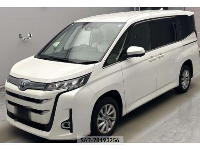 Toyota NOAH 2023-06 8816539-0