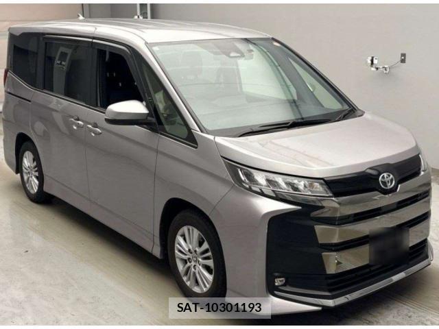 Toyota NOAH 2023-09 8816621-0
