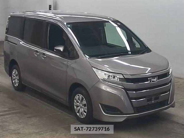 Toyota NOAH 2018-07 8816761-0