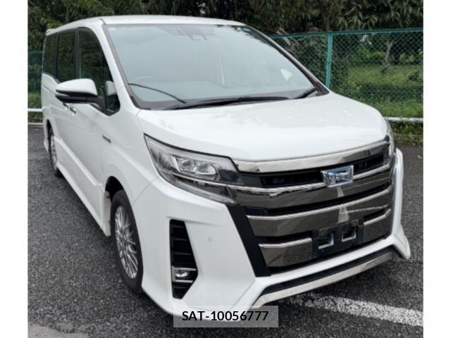 Toyota NOAH 2020-04 8816819-0
