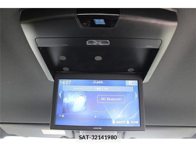 Toyota NOAH 2018-02 8816953-4