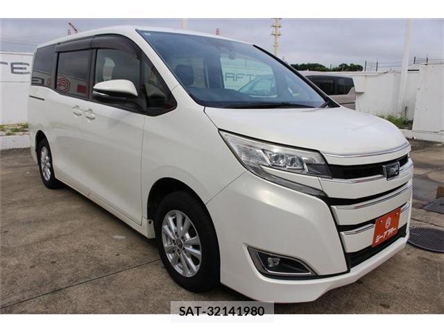 Toyota NOAH 2018-02 8816953-6