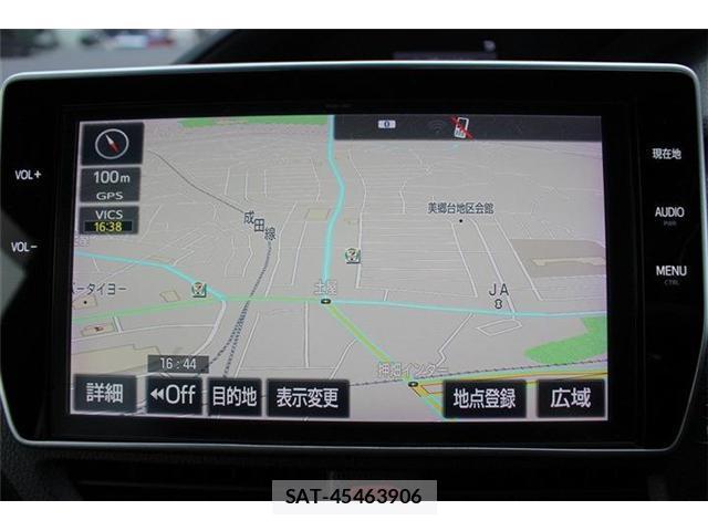 Toyota NOAH 2018-02 8816954-1