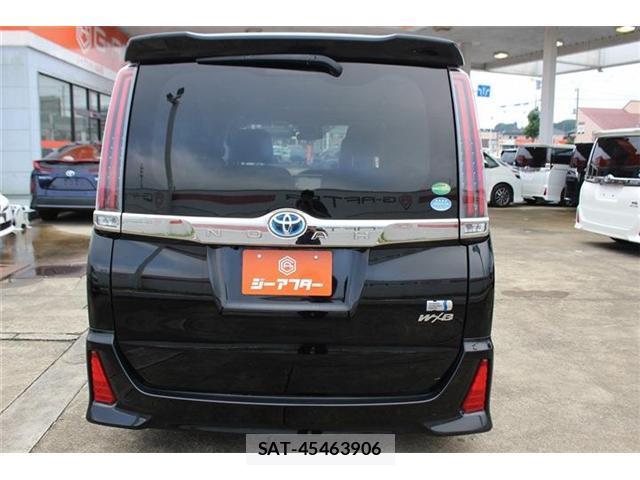 Toyota NOAH 2018-02 8816954-11