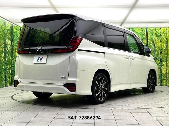 Toyota NOAH 2022-11 8816975-16