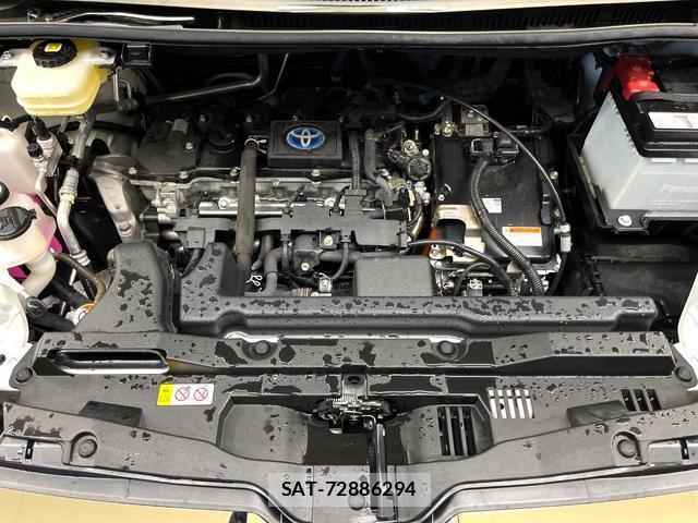 Toyota NOAH 2022-11 8816975-17