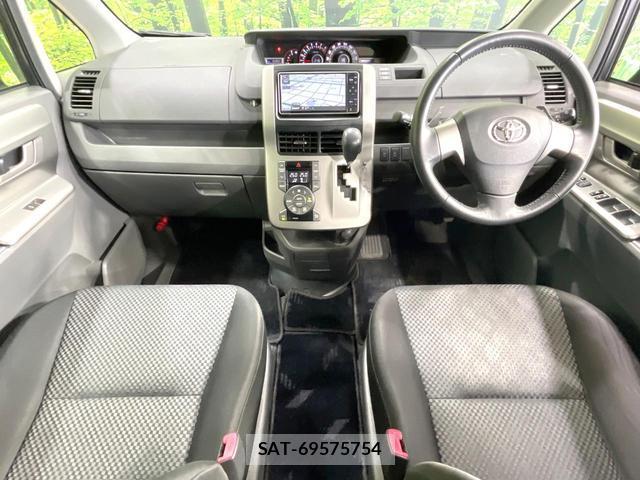 Toyota NOAH 2009-09 8817263-1