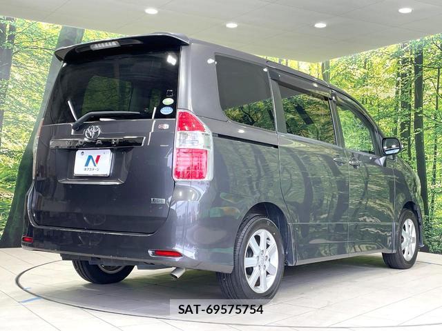 Toyota NOAH 2009-09 8817263-17