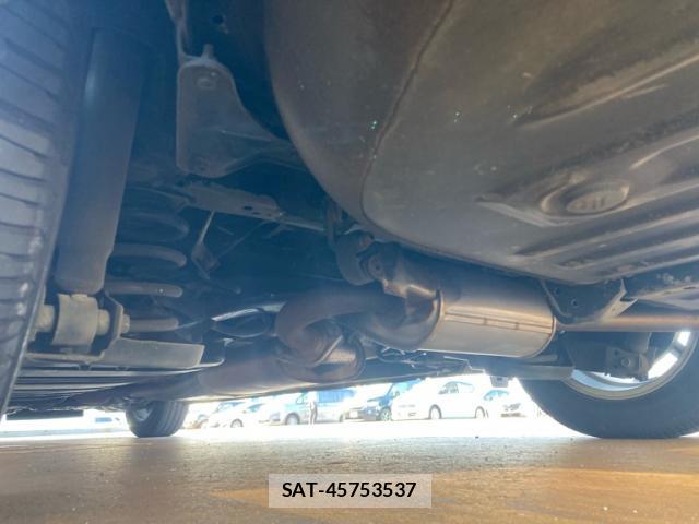 Toyota NOAH 2015-03 8817447-3