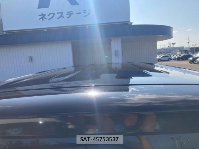 Toyota NOAH 2015-03 8817447-4