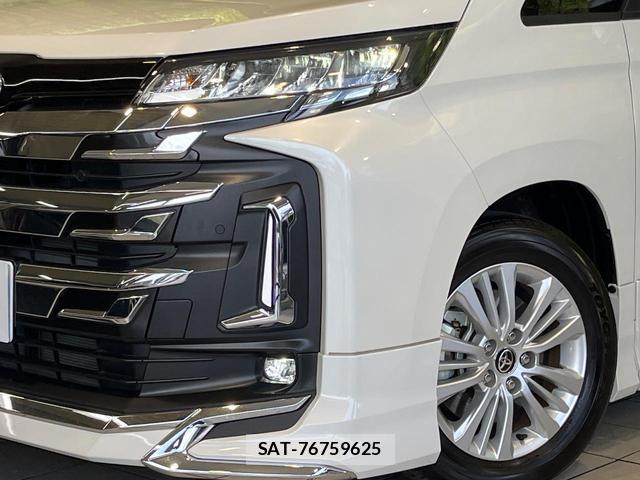 Toyota NOAH 2025-06 8817670-12