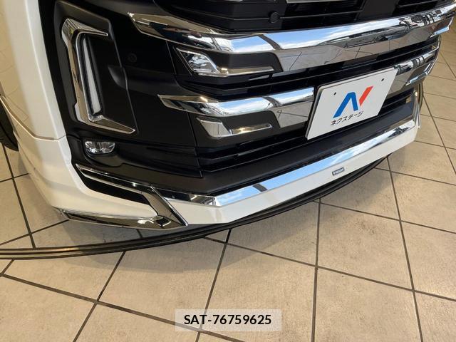 Toyota NOAH 2025-06 8817670-2