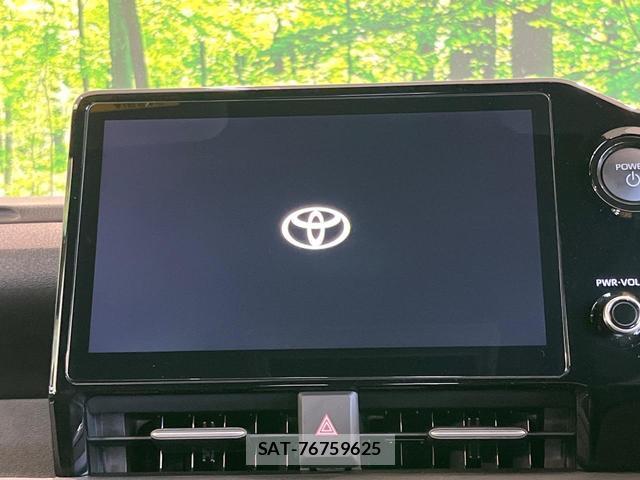 Toyota NOAH 2025-06 8817670-3